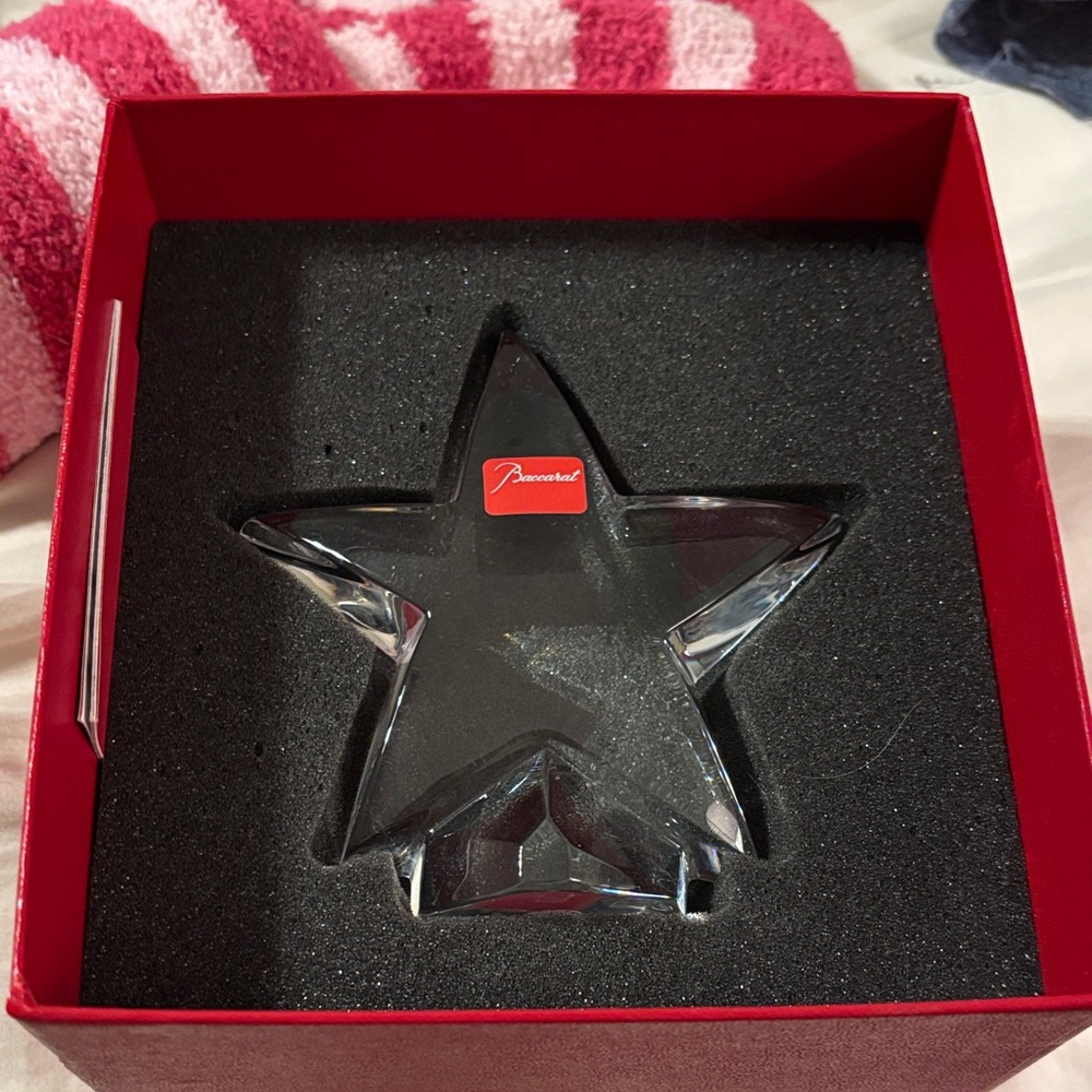 Baccarat Zinzin Star with Signature Red Gift Box